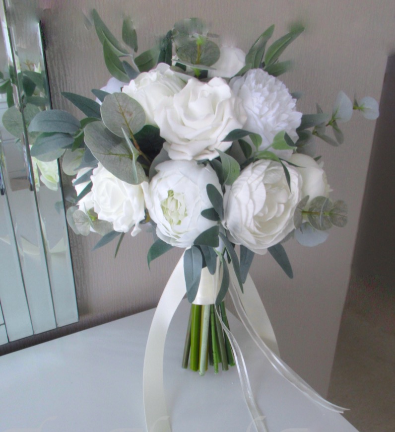 White & Grey wedding flowers